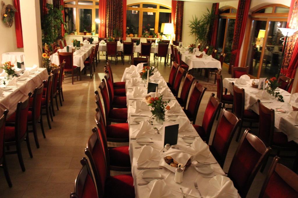 Landgasthaus & Hotel Kurfer Hof باد اندورف المظهر الخارجي الصورة